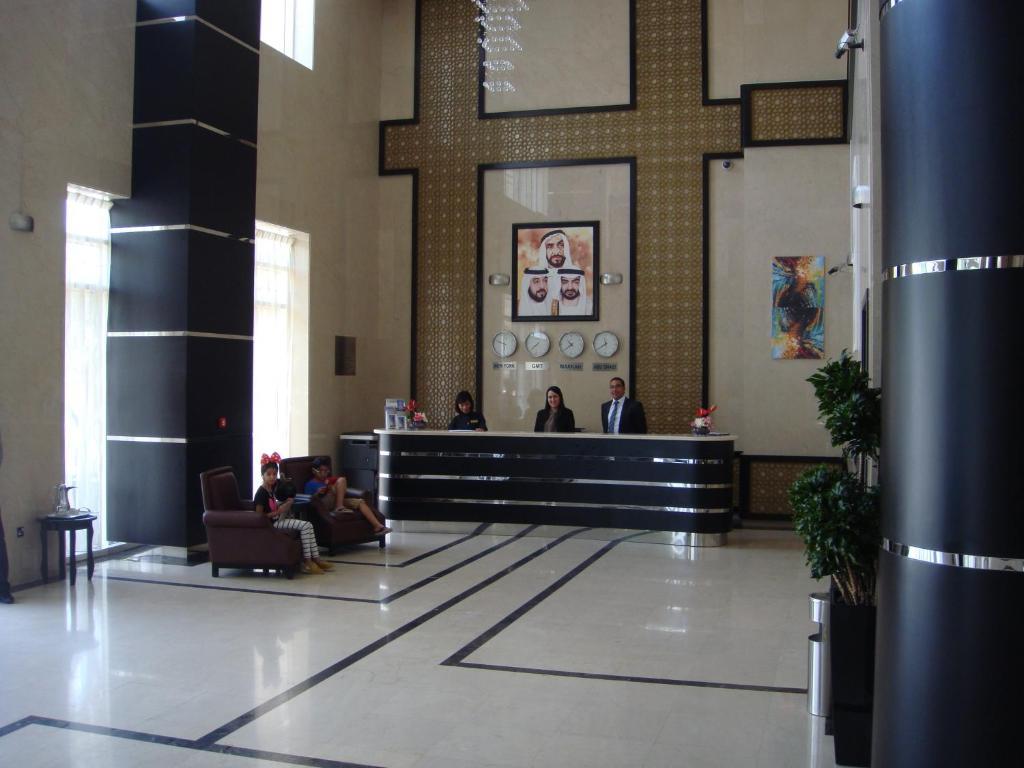 Paragon Hotel Abu Dhabi Esterno foto