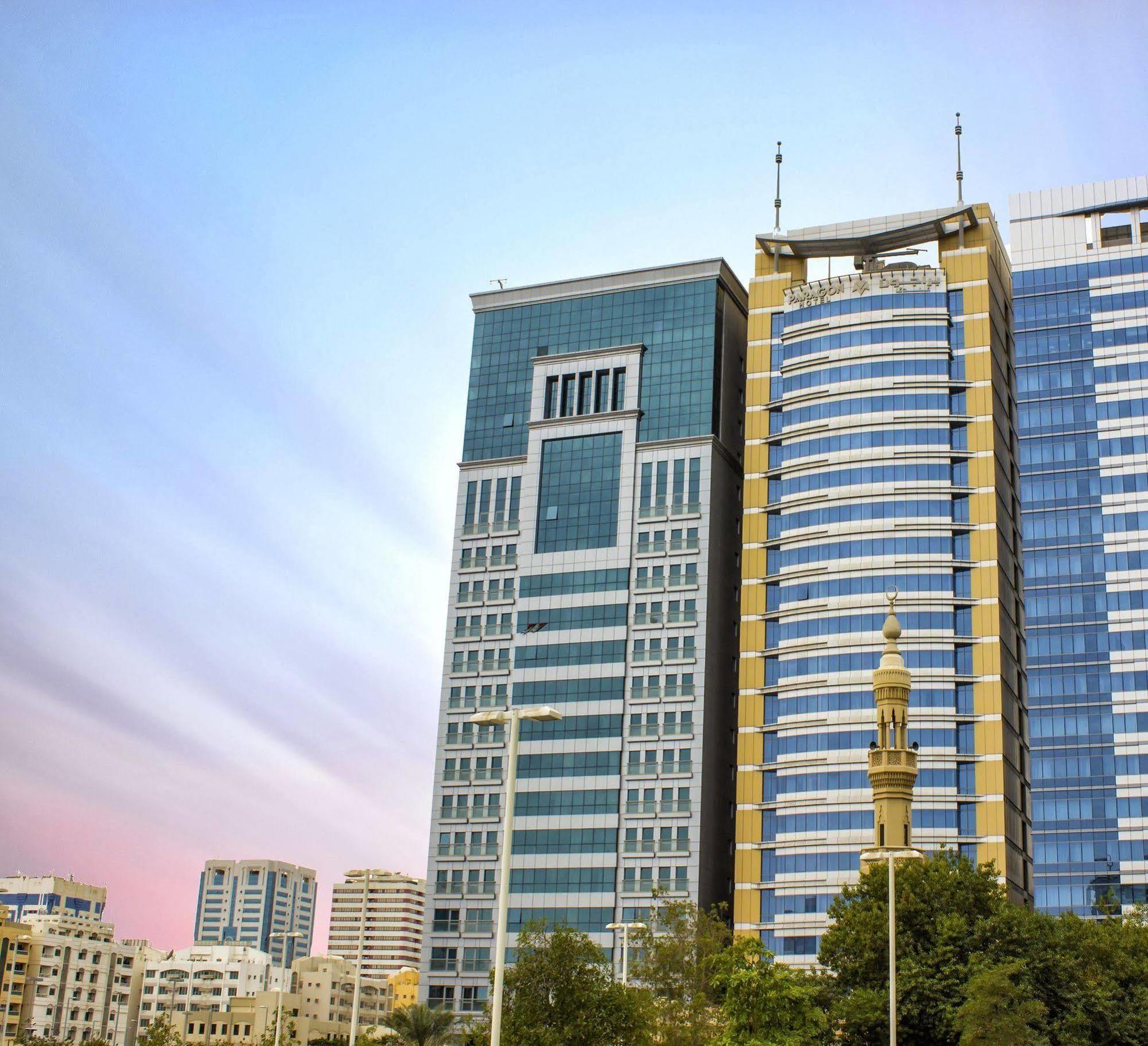Paragon Hotel Abu Dhabi Esterno foto